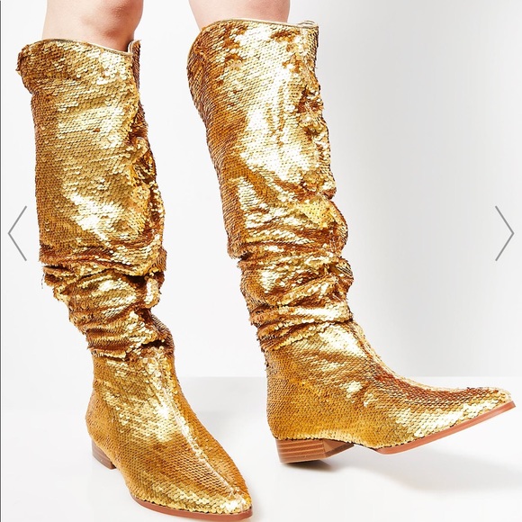 cape robbin gold boots